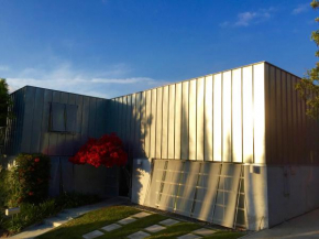  Silver Box Beverly Hills  Лос-Анджелес